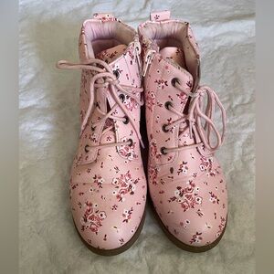 Girls Light Pink flowered Boots Size 3